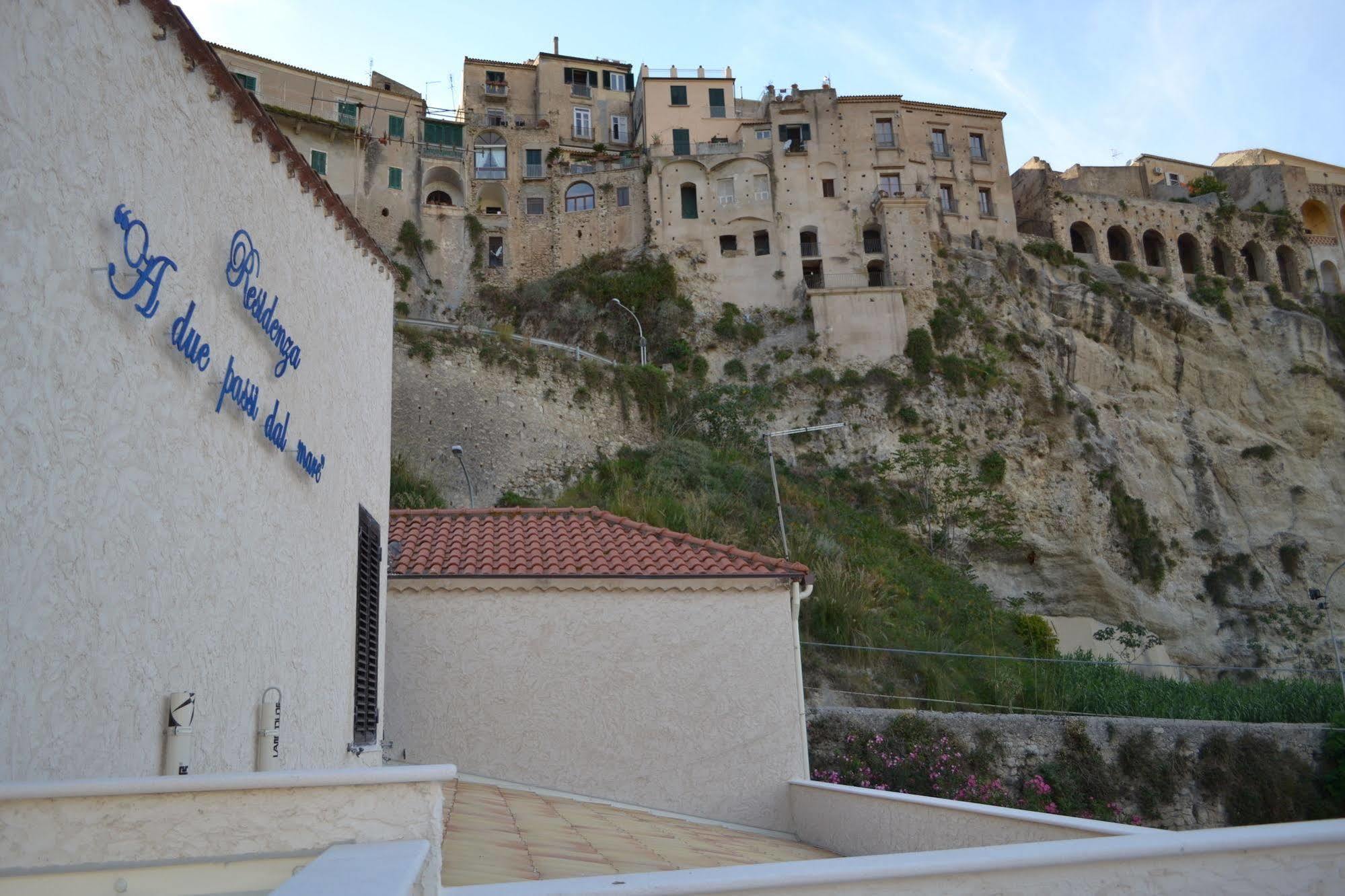Hotel Residenza A Due Passi Dal Mare Tropea Exterior foto